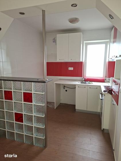 Vanzare apartament 3 camere in Ploiesti zona Vest - 12