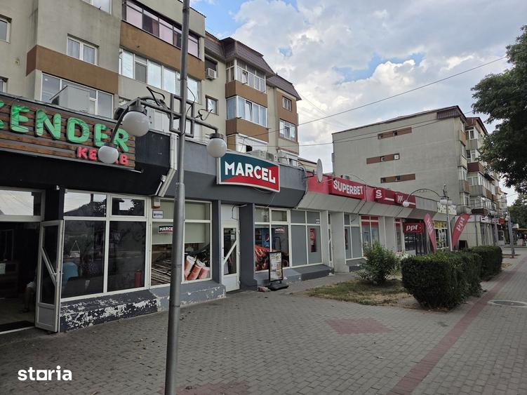Apartament cu 4 camere decomandat în Ultracentral