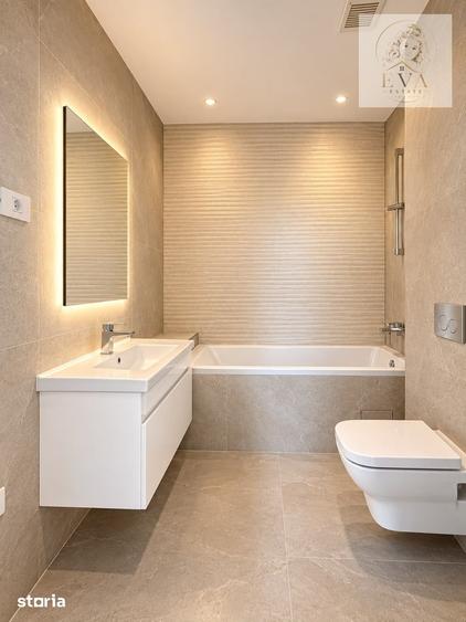 Apartament cu 3 camere semidecomandat în Dămăroaia