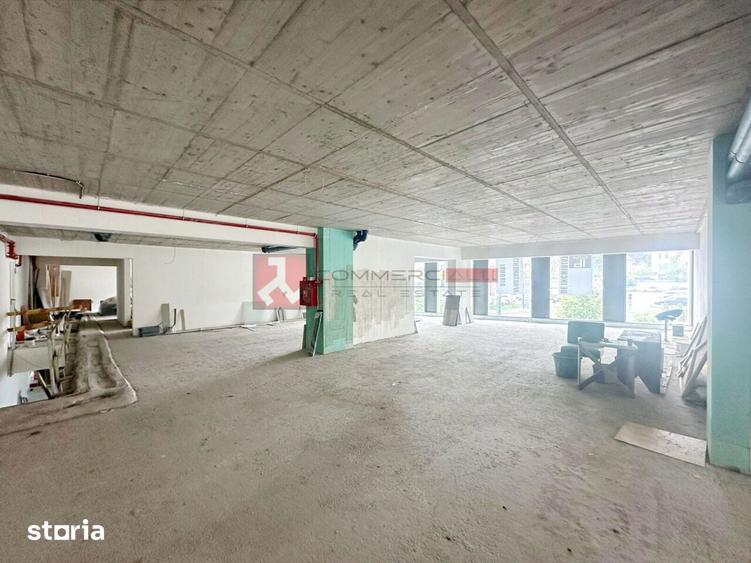 Spațiu comercial, de 219 mp, în Central