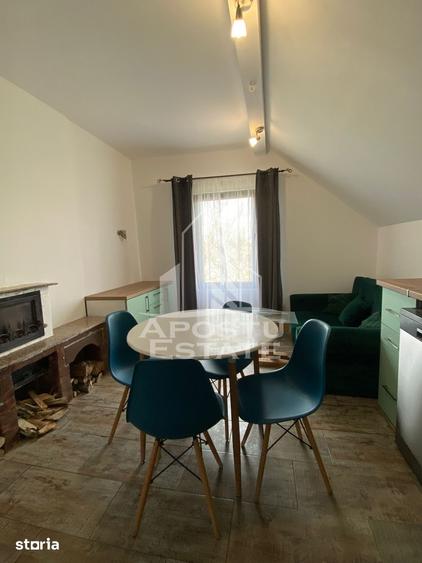 Apartament cu 3 camere, mobilat în Plopi
