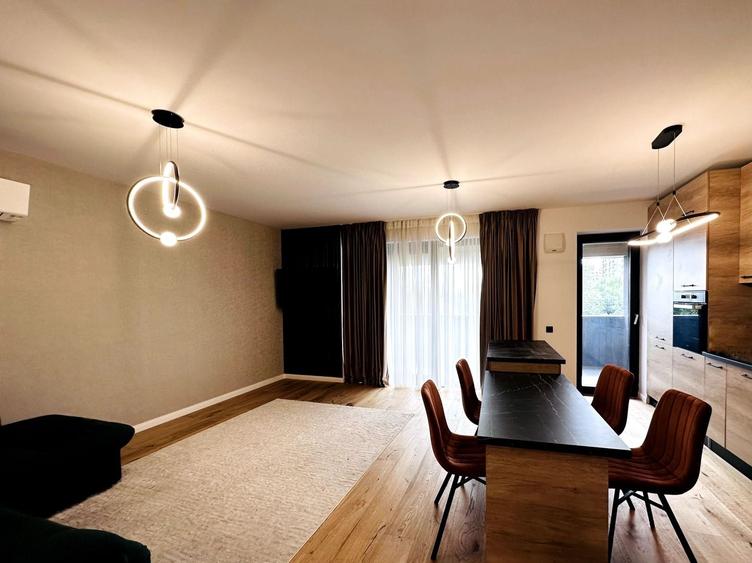 Apartament cu 3 camere decomandat, mobilat în Aviației
