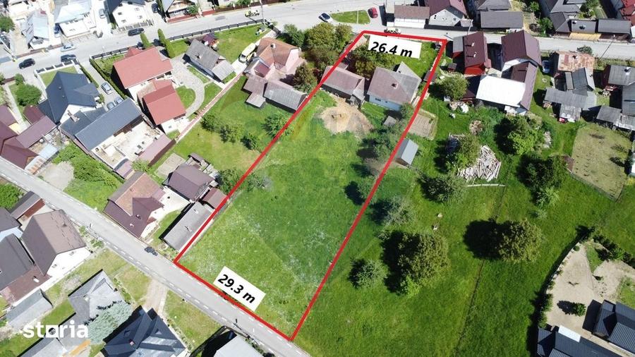 Casă cu 4 camere cu Teren 2287 Mp în Central