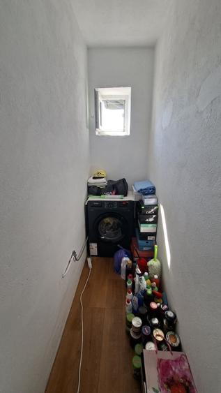 Apartament cu 4 camere decomandat în Mărăcineni