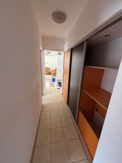 Apartament cu 3 camere în Iancului