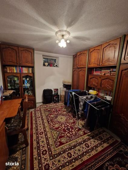 Casă cu 4 camere cu Teren 325 Mp în Central