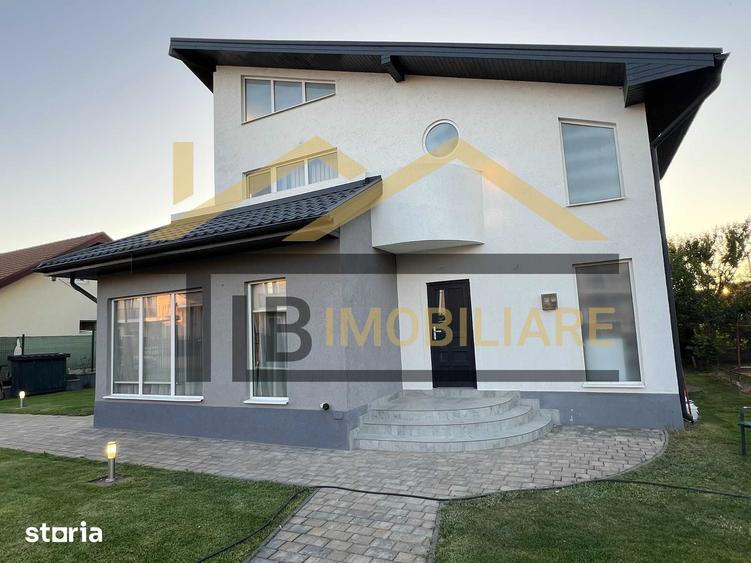 Casă cu 4 camere cu Teren 450 Mp în 7 Noiembrie