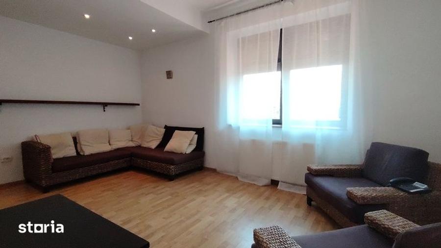 Apartament cu 5 camere decomandat în Iancului