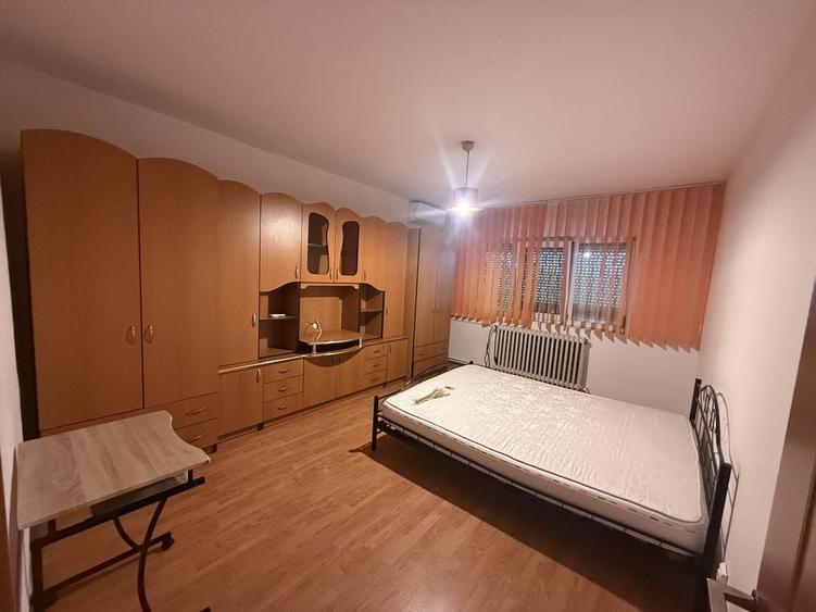 Garsonieră decomandată în Sânmartin