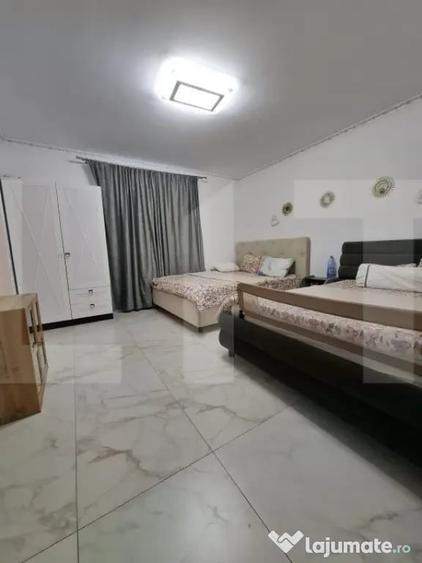 Casă cu 5 camere cu Teren 551 Mp în Central