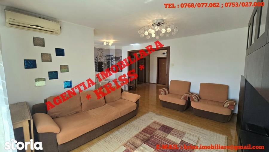 Apartament cu 3 camere decomandat în Central