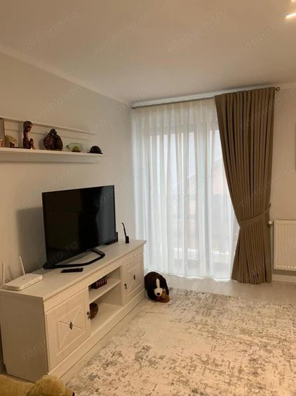 Casă cu 4 camere cu Teren 550 Mp în Central