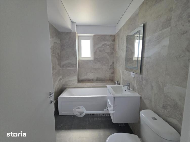 Apartament cu 2 camere decomandat în Bârnova