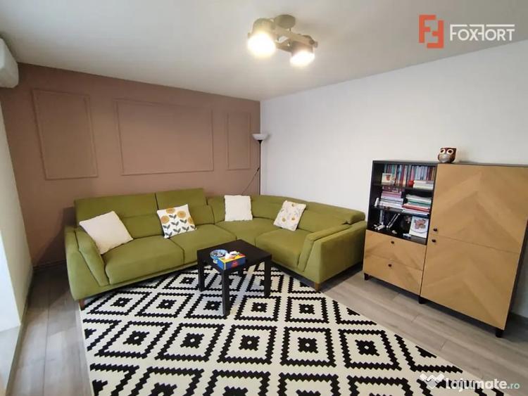 Apartament cu 3 camere decomandat în P-ța Doina
