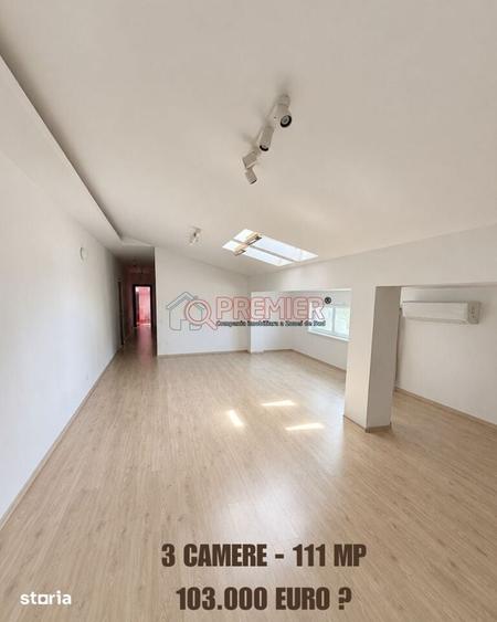 Apartament cu 3 camere în Central — fotografia 3