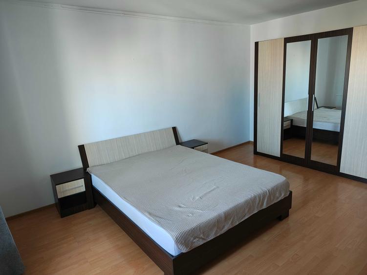 Apartament cu 2 camere decomandat în Panduri