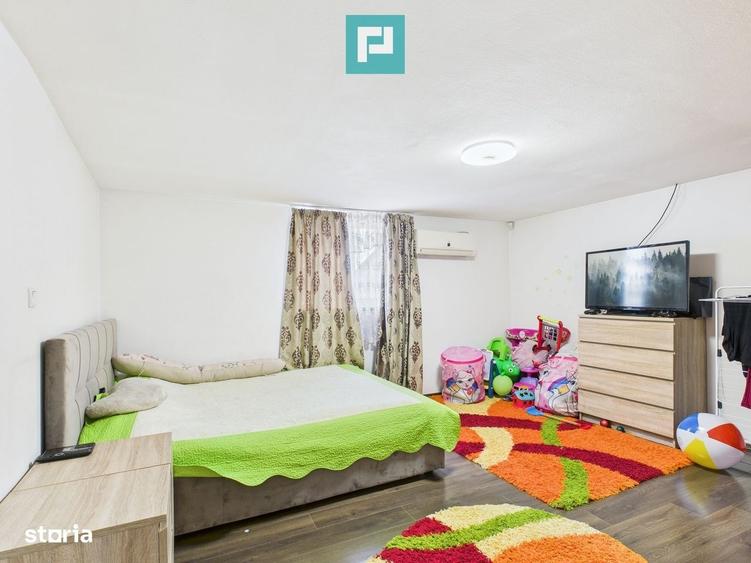 Casă cu 4 camere în Radna
