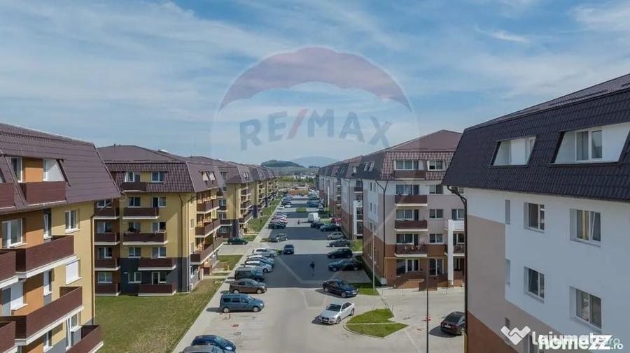 Apartament cu 2 camere semidecomandat în Sânpetru
