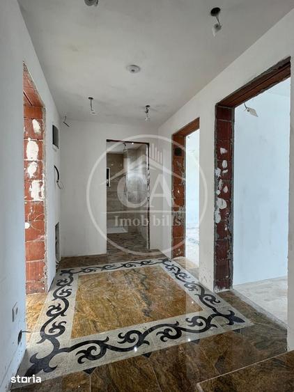 Casă cu 6 camere decomandat cu Teren 409 Mp în Orașul Nou