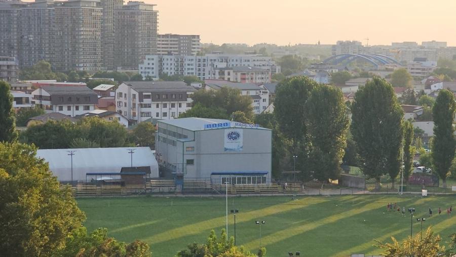 Apartament cu 2 camere decomandat în Vitan