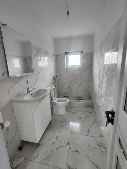 Casă cu 4 camere cu Teren 300 Mp în Hemeiuș