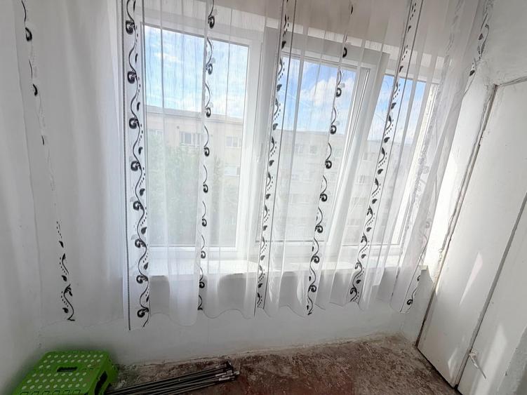 Apartament cu 2 camere decomandat în Tolstoi