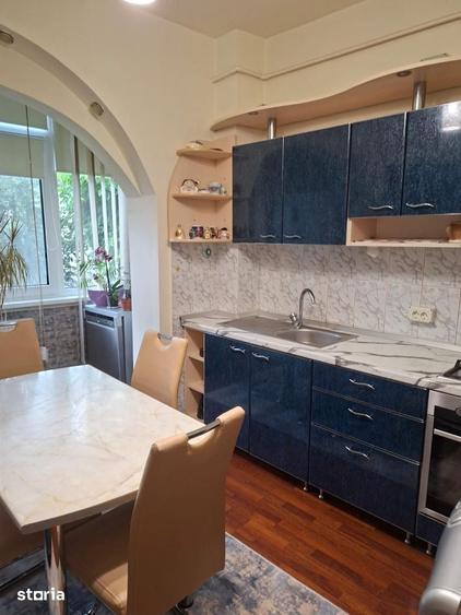 Apartament 4 camere cu GARAJ - 6