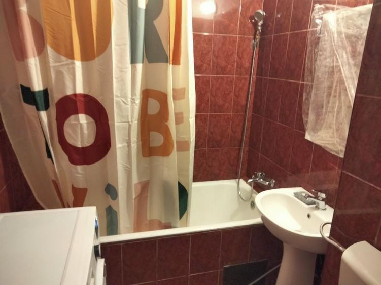 Garsonieră decomandată în Drumul Taberei