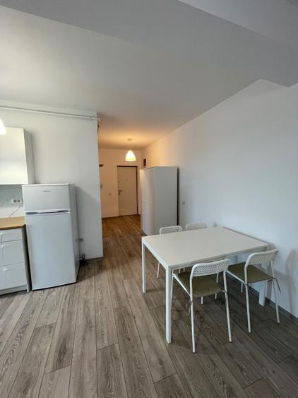 Apartament cu 3 camere în Moșnița Veche