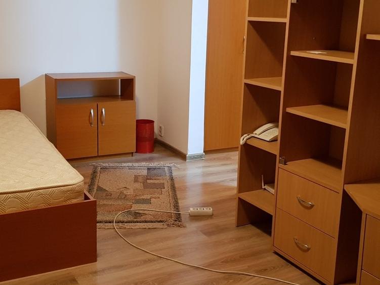 Casă individuală cu 1 camere cu Teren 36 Mp în Brâncoveanu