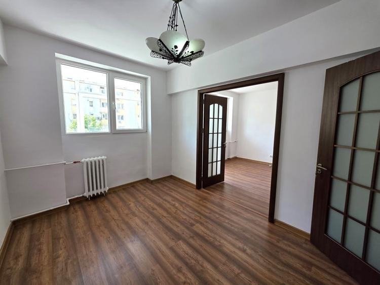 De vanzare 3 camere la Doamna Ghica, bloc reabilitat, decomandat - 3