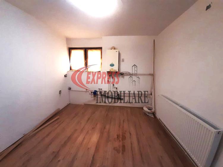 Garsonieră semidecomandată în Banu Manta
