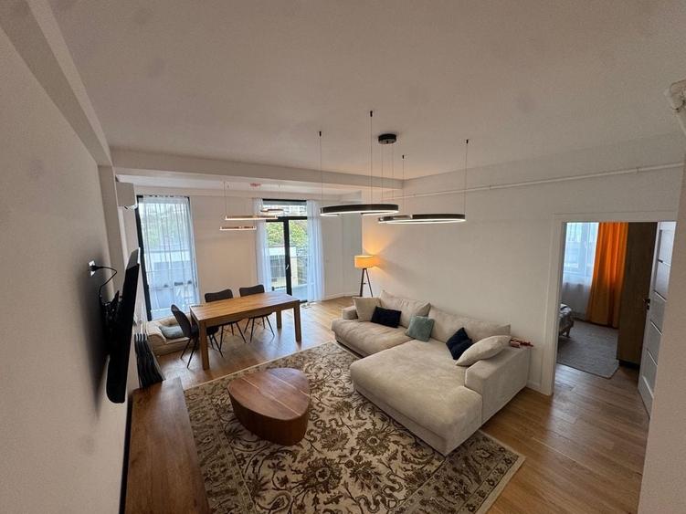Apartament cu 2 camere decomandat în Exterior Vest