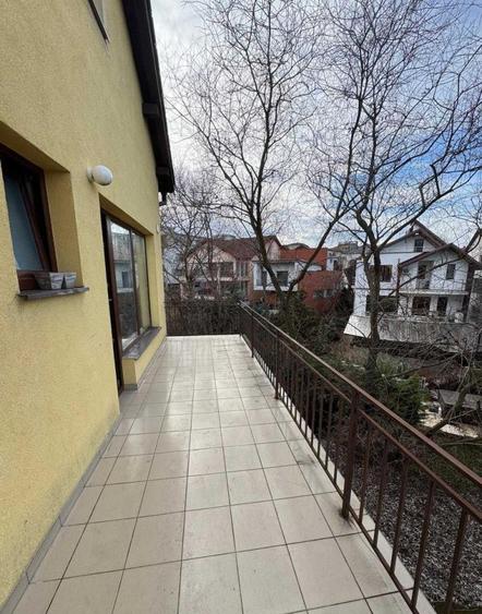 Apartament cu 2 camere, mobilat în Andrei Mureșanu