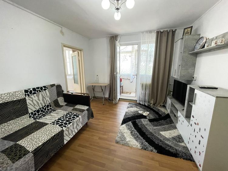 Apartament cu 2 camere nedecomandat, mobilat în Tătărași