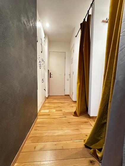 Apartament cu 4 camere decomandat în Dacia