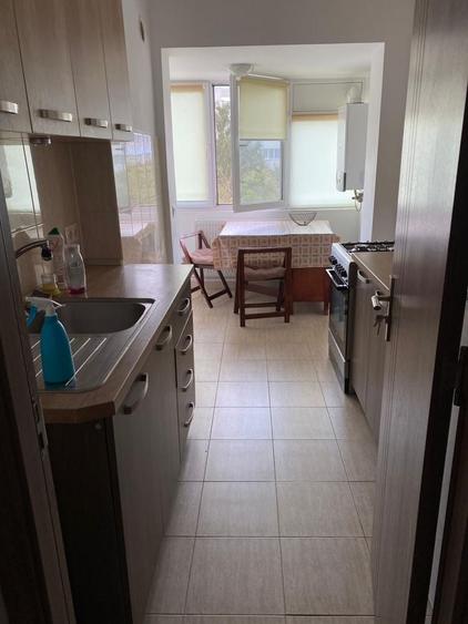 Apartament cu 2 camere decomandat în Aleea Carpați