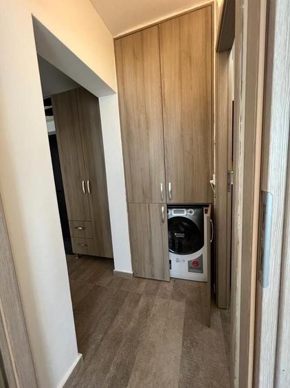 Apartament cu 2 camere decomandat în Calea București