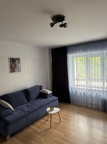 Apartament cu 2 camere decomandat în Basarab