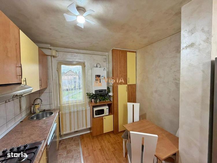 Apartament cu 3 camere, mobilat în Astra