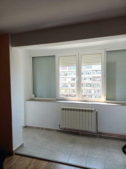 Apartament cu 2 camere semidecomandat în Exterior Vest