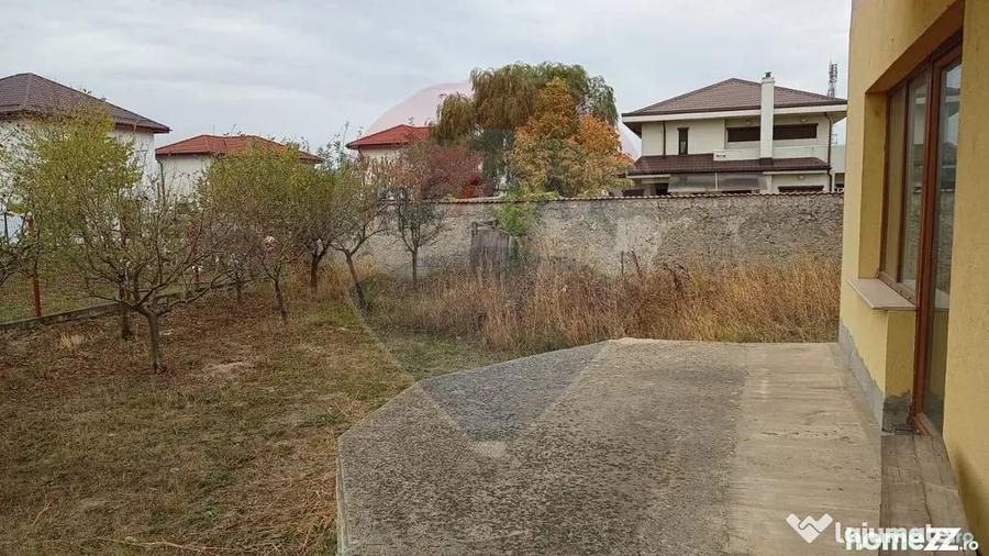 Casă cu 3 camere cu Teren 570 Mp în Săftica