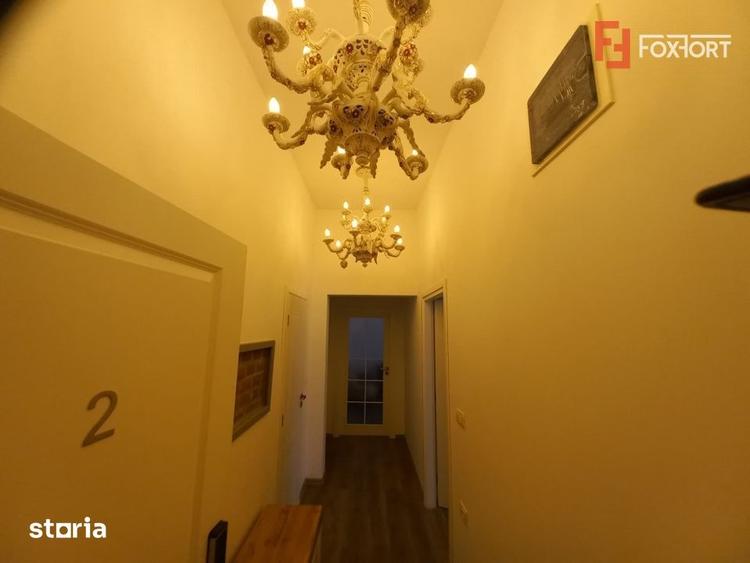 Casă cu 5 camere cu Teren 660 Mp în Lipovei