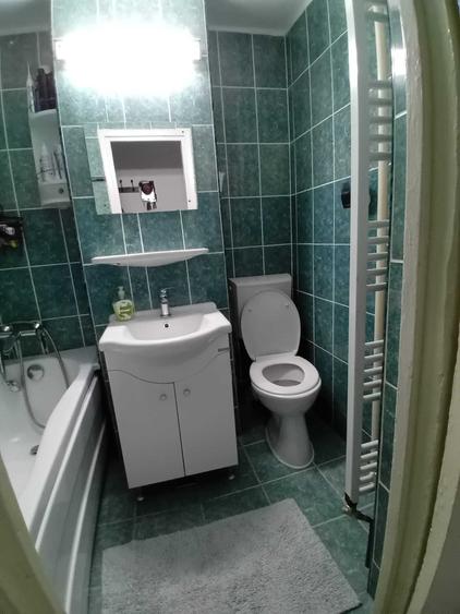 Apartament cu 3 camere semidecomandat în Șagului
