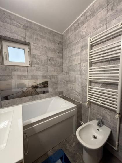 Apartament 2 camere, 47 mp, zona Micro 21 - 1