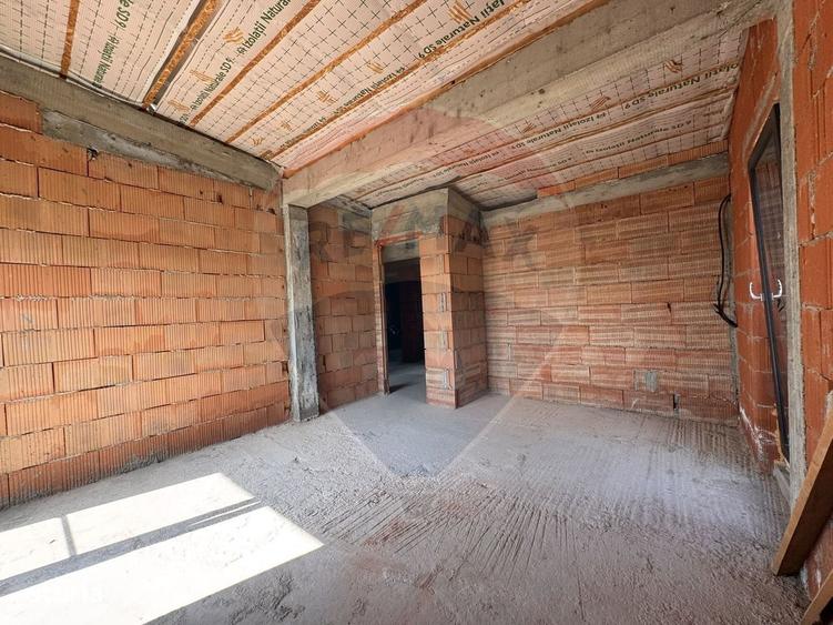 Casă cu 4 camere în Mera