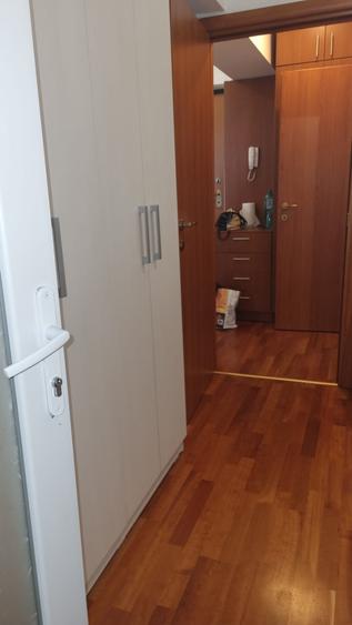 Vitan Moll , 5 minute metrou Mihai Bravu - 10