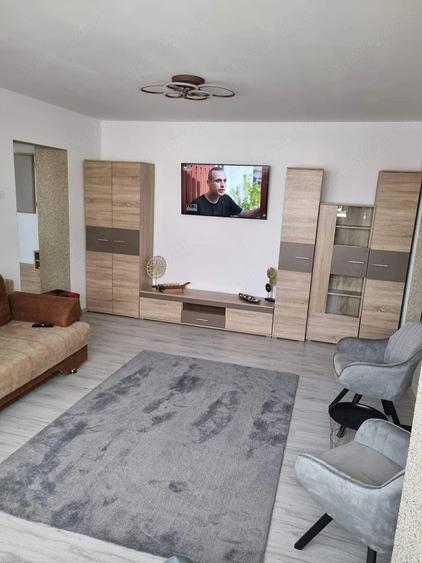 Apartament cu 2 camere semidecomandat în Ultracentral