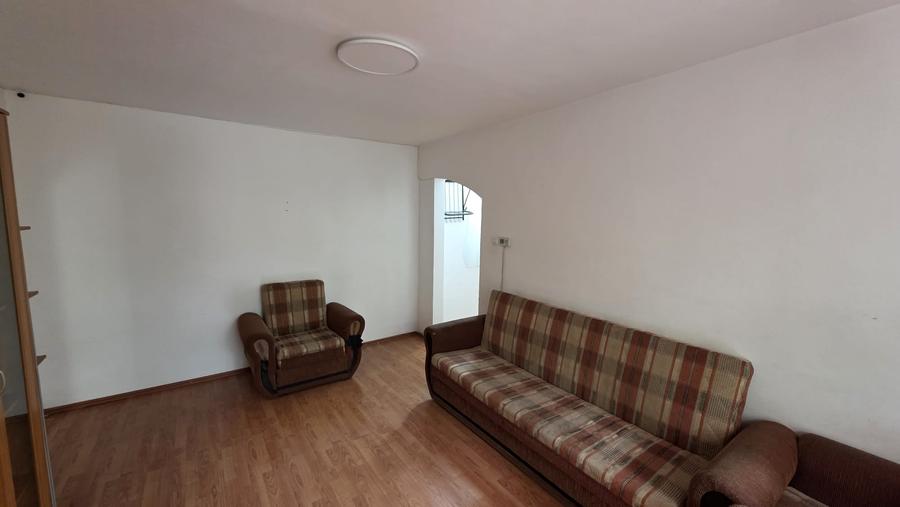 Apartament cu 2 camere semidecomandat în Vest