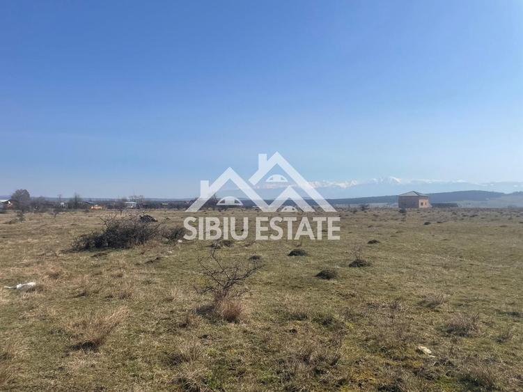 Teren agricol intravilan de 859 mp, în Exterior Sud